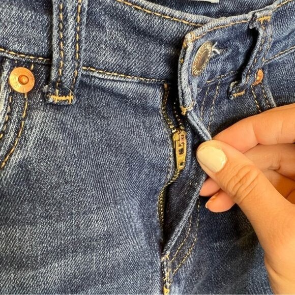 Levi’s Girls High Rise Ankle Straight Jeans with Raw Hem, Size 12 - Picture 5 of 10